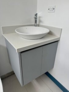 Muebles de baño diseñados a la medida - Muebles Cruz Nazir (17)