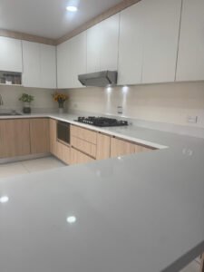 Diseño de cocina personalizada - marzo 2026 (16)